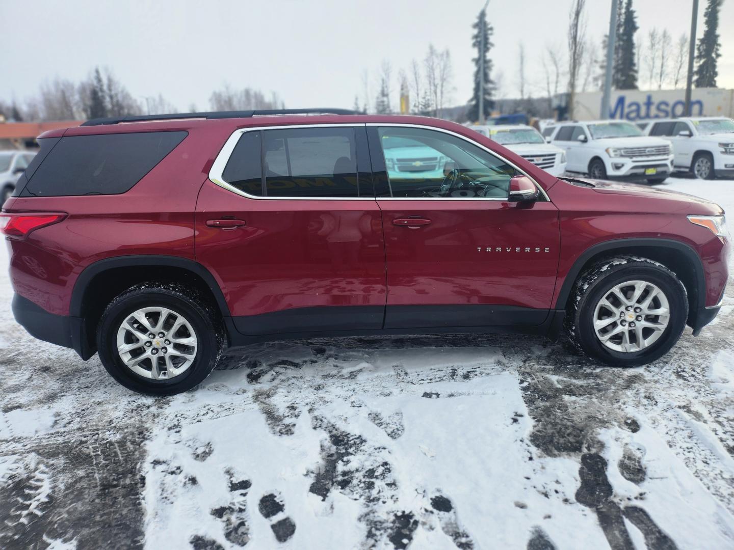 2020 Red /GRAY/BLACK Chevrolet Traverse LT (1GNEVGKW9LJ) with an 3.6l engine, 9 speed transmission, located at 1960 Industrial Drive, Wasilla, 99654, (907) 274-2277, 61.573475, -149.400146 - Photo#7